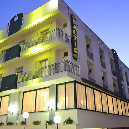 Hotel Baltic Misano Adriatico Ngoại thất bức ảnh