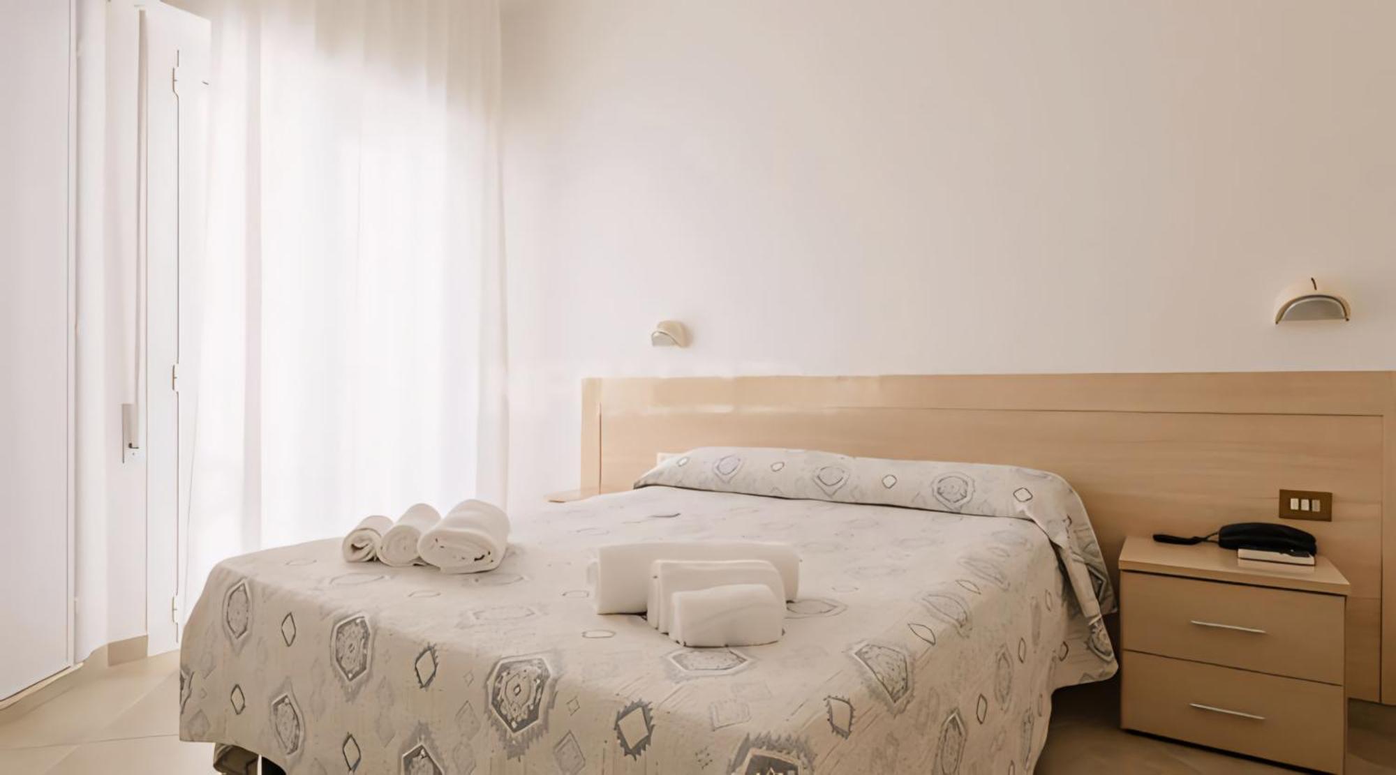 Hotel Baltic Misano Adriatico Ngoại thất bức ảnh