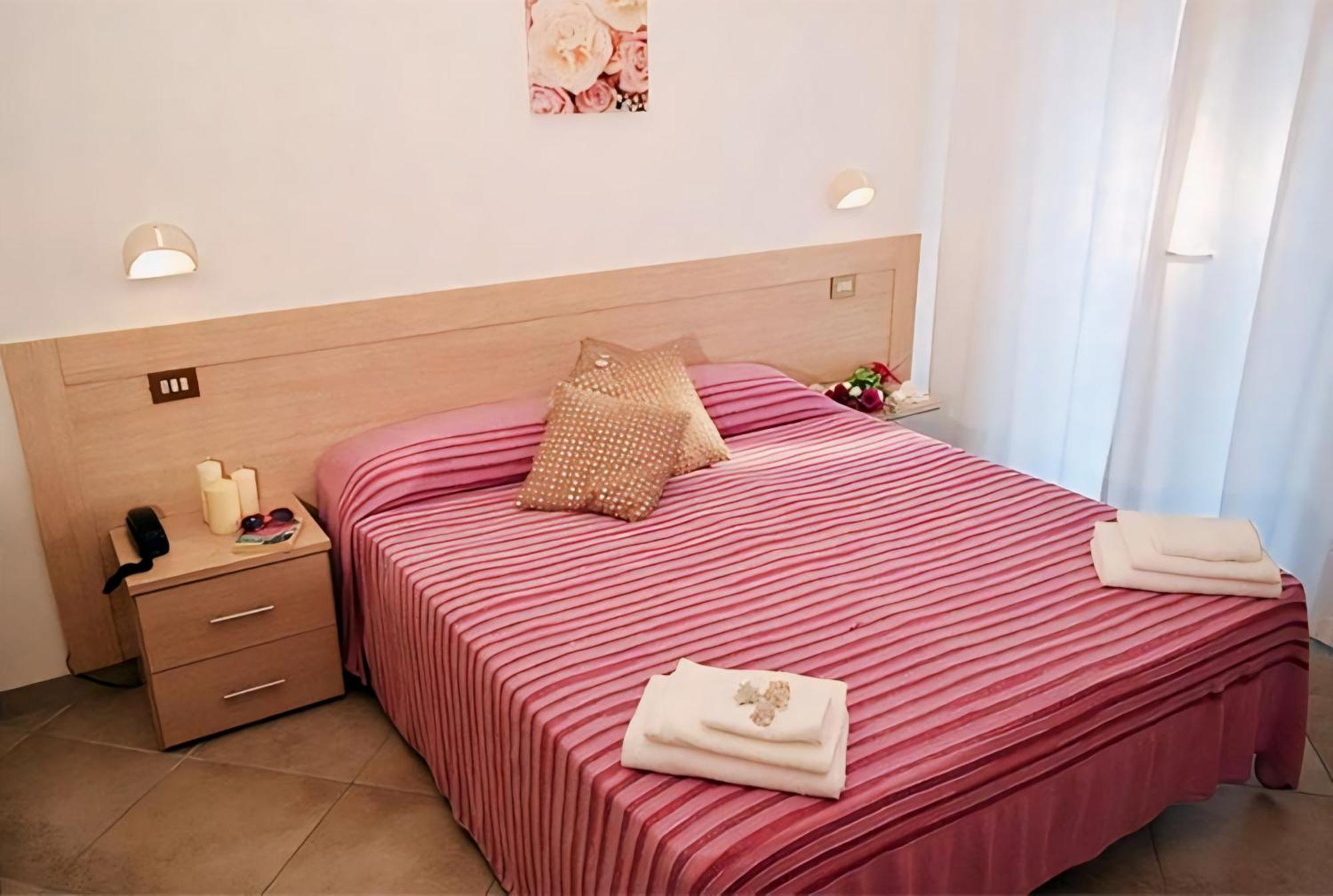 Hotel Baltic Misano Adriatico Ngoại thất bức ảnh