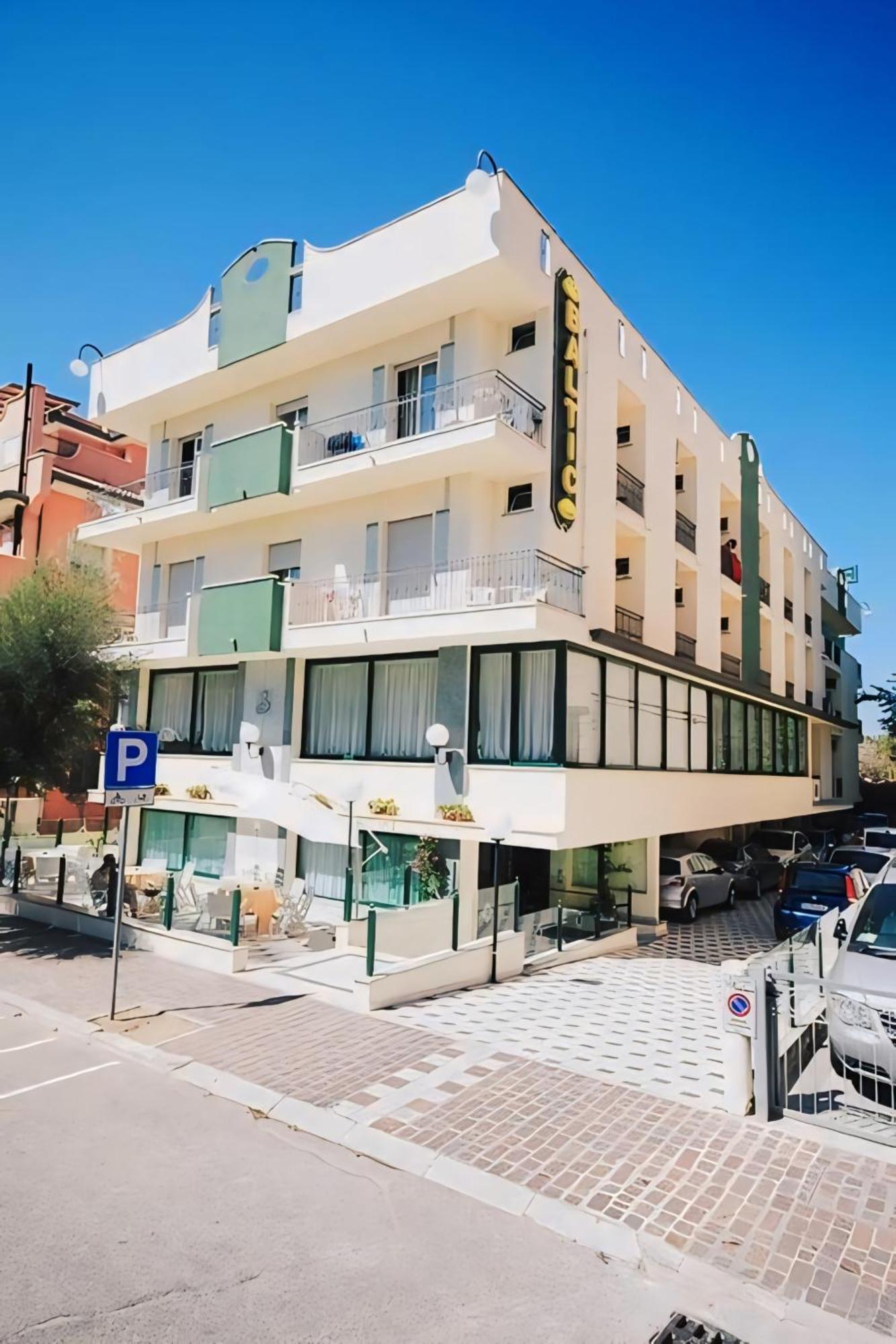 Hotel Baltic Misano Adriatico Ngoại thất bức ảnh