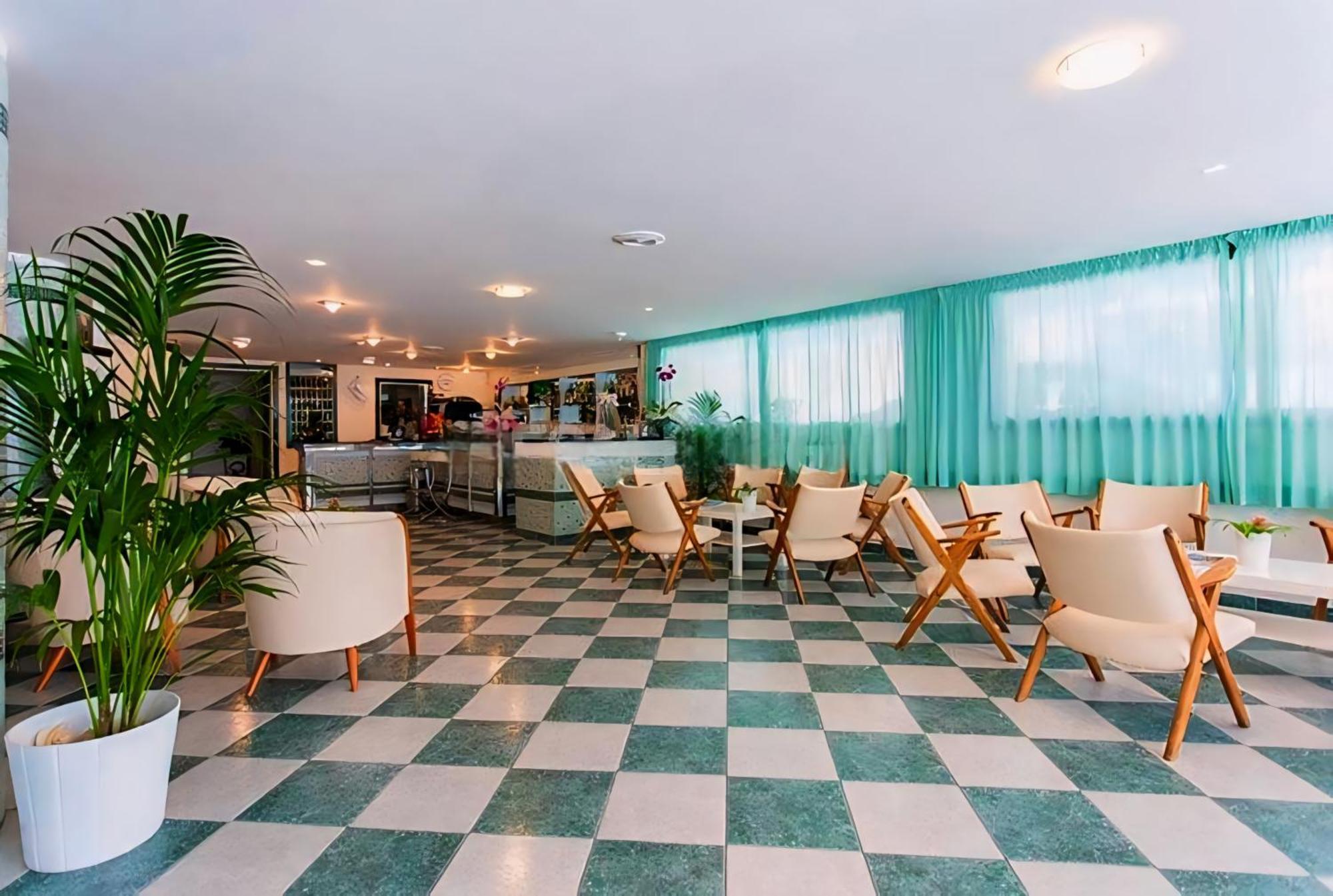 Hotel Baltic Misano Adriatico Ngoại thất bức ảnh