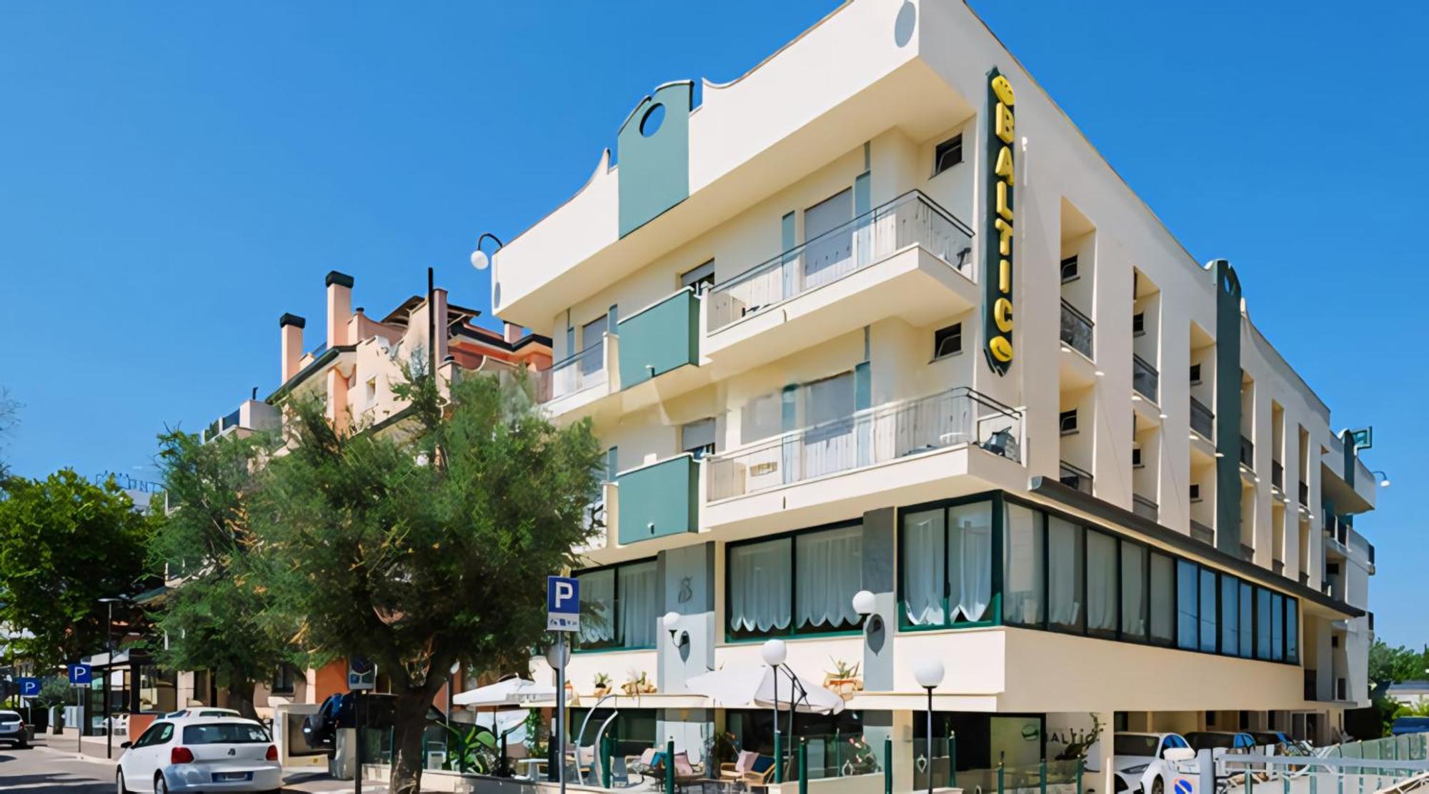 Hotel Baltic Misano Adriatico Ngoại thất bức ảnh