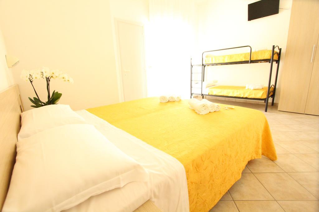 Hotel Baltic Misano Adriatico Ngoại thất bức ảnh